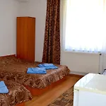 Complex Pele Szálloda *