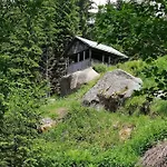 Complex Pele Szálloda