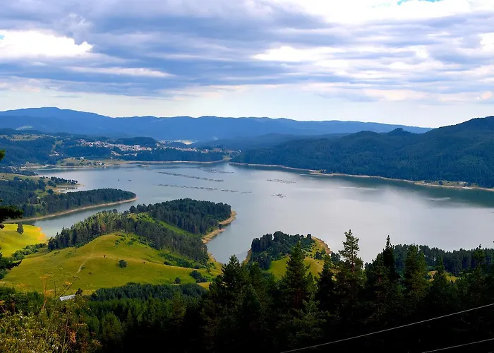 Hotel Complex Pele Zmeitsa